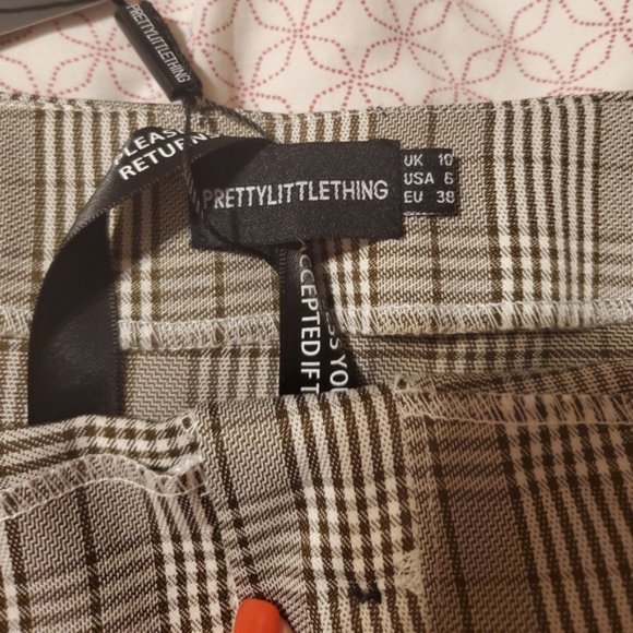 PrettyLittleThing- Skirt - Picture 3 of 4